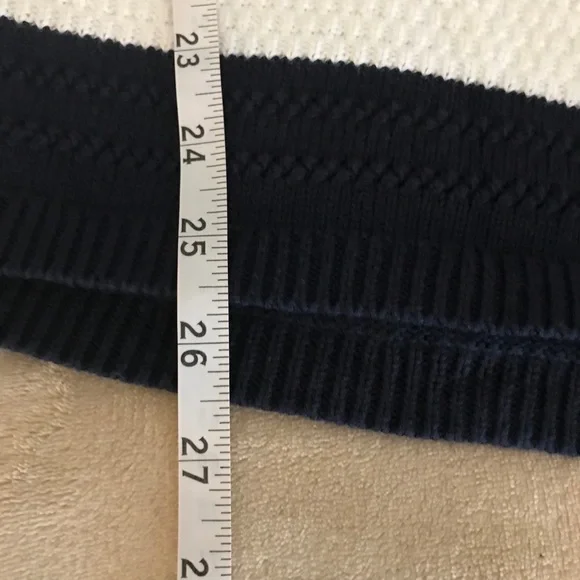 Bonita Chevron Soft Knit Sweater - Size L - Picture 10 of 10